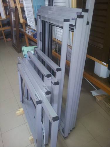 Plasa rulou vertical cu sistem de franare